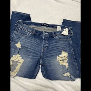 New!! Hollister Low Rise Boyfriend Jeans SZ 15L